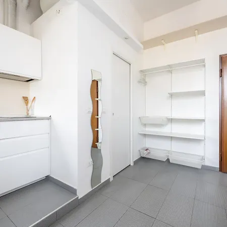 アパート Tiny House In Sant' Ambrogio *